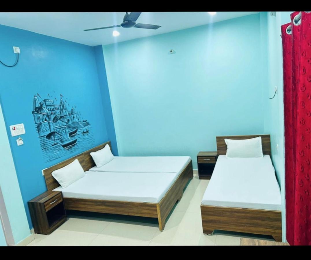 Lotus Paying Guest House Varanasi Exterior photo